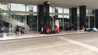 Suasana di RSCM pagi ini pun tampak sepi penjagaan.