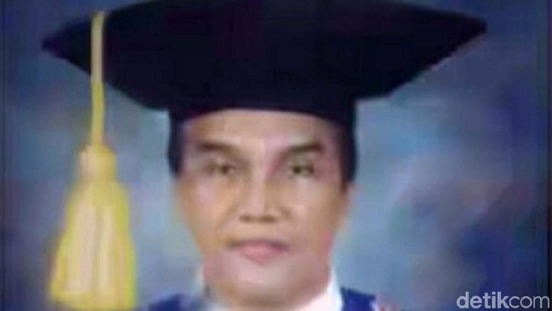 Rektor ke-5 UNS Haris Mudjiman Tutup Usia Rektor ke-5 UNS Haris Mudjiman Tutup Usia