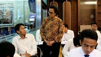 Sri Mulyani bertanya langsung kepada CPNS. Istimewa/Instagram Sri Mulyani.