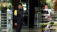Pengamanan pun masih dijaga ketat oleh petugas sekuriti RSCM yang berjaga di ruang lobby pintu masuk RSCM, Jakarta Pusat,, Sabtu (18/11/2017).