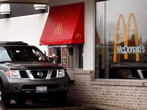 Di Kota Ini Layanan Drive-Thru Dilarang Demi Tekan Polusi Udara