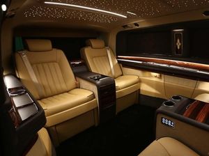 Interior Mobil Semewah Pesawat Jet Pribadi
