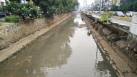 Bagian sungai yang dibersihkan pun bersih