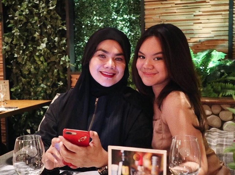 Jennifer Dunn Kerap Pamer Kekayaan, Shafa Haris Balas dengan Ini Jennifer Dunn Kerap Pamer Kekayaan, Shafa Haris Balas dengan Ini