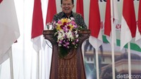 Wapres JK memberi sambutan dalam penutupan Munas KAHMI X di Medan.