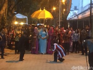 Usai Haroan Boru, Kahiyang-Bobby Kembali ke Hotel