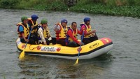 Foto: Arung jeram Weh Peusangan ini punya grade kesulitan 1 dan 2. Ini sangat ideal bagi wisatawan, tidak terlalu ekstrem. Rasakanlah sensasi mengarungi sungai dataran tinggi Gayo traveler! (Dok FAJI Aceh Tengah/Istimewa)