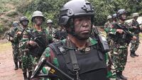 Kejar KKB Di Papua, 2 Anggota TNI Tertembak