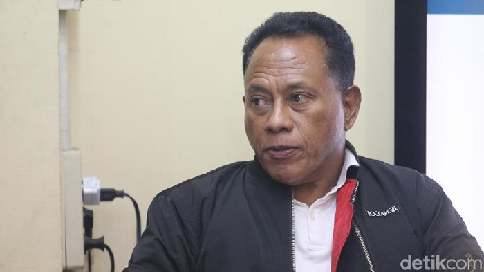 Anggota DPR dari PDIP, Komarudin Watubun