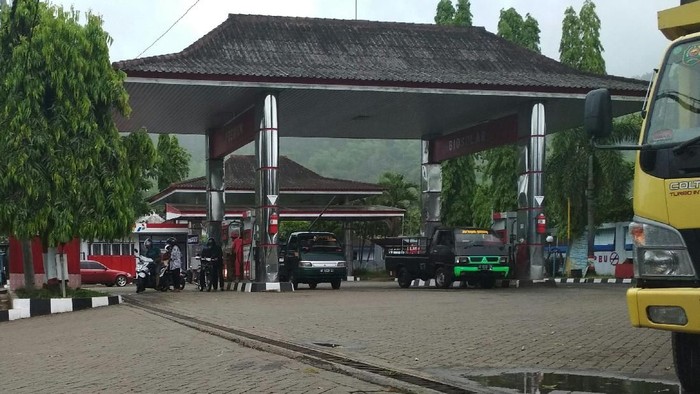 Bupati Emil Dukung Pengusutan Dugaan Korupsi SPBU di Trenggalek
