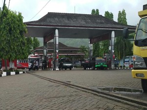 Bupati Emil Dukung Pengusutan Dugaan Korupsi SPBU di Trenggalek