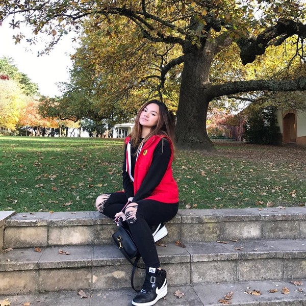Ia juga pernah mengunjungi taman anggur Chandon Winery di California, Amerika Serikat (Instagram/shafaharris) Ia juga pernah mengunjungi taman anggur Chandon Winery di California, Amerika Serikat (Instagram/shafaharris)