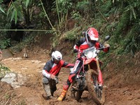Taklukkan Bukit Moko, Honda CRF150L Jawaban Pencinta Motor Trail