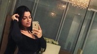 Saat dulu tahu IG-nya diblok Messi, Suzy mengaku kecewa berat. Foto: Instagram/suzycortez
