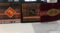 Sebanyak 5 ribu undangan disiapkan pada acara adat dan resepsi ngunduh mantu Kahiyang-Bobby di Medan, Sumatera Utara. Ribuan undangan itu terbagi pada undangan adat dan resepsi.