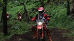 Terabas Hutan Pakai Motor Trail