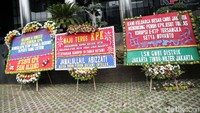 Mereka mendukungan kinerja KPK menangkap Setya Novanto.