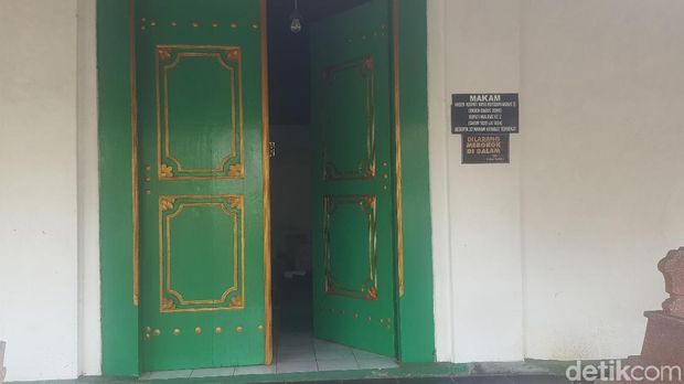 Kampung Religi Ki Ageng Gribid/