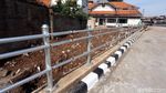 Foto: Bantaran Ciliwung, Dulu Deretan Rumah Kumuh Kini Jalan Inspeksi
