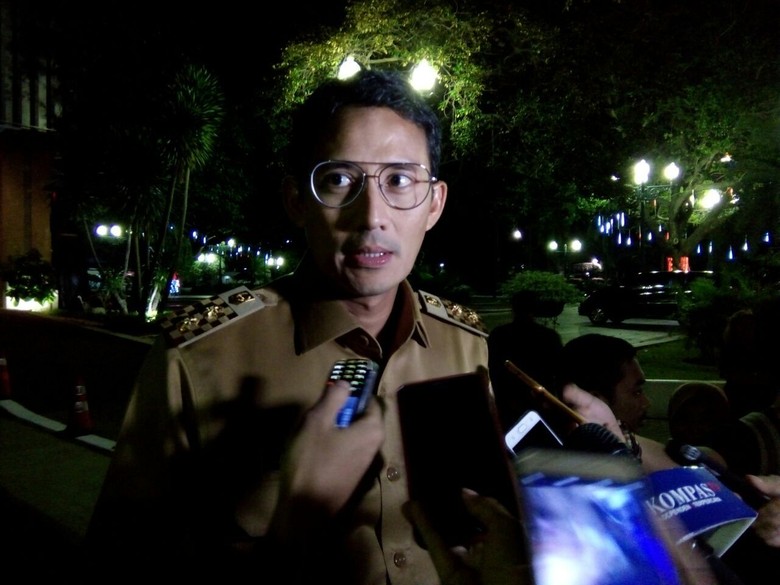 Sandiaga: Personel Tim Gubernur Tambah, Pasti Biayanya Juga Tambah Sandiaga: Personel Tim Gubernur Tambah, Pasti Biayanya Juga Tambah