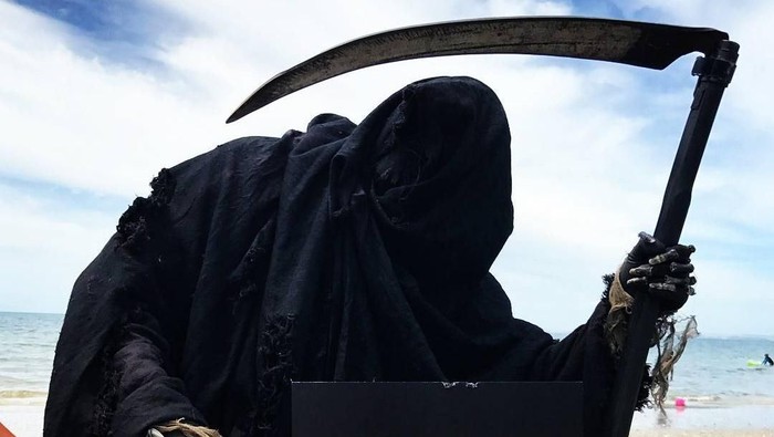 Pantai Grim Reaper di NZ