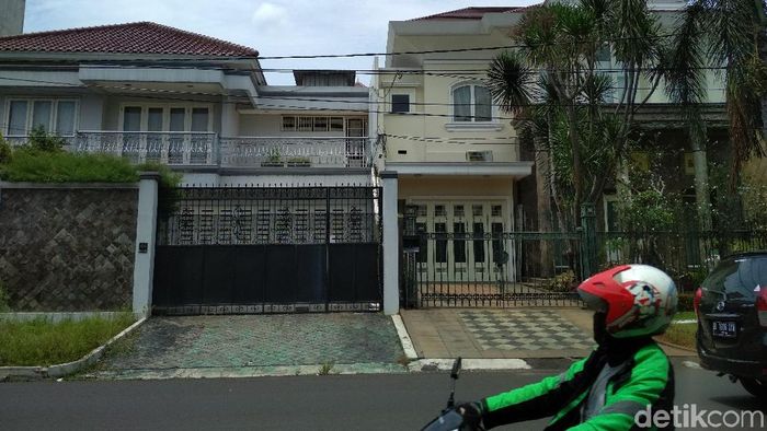 Rumah Novanto di Jl Kartika Utama PU 16 dan 17. Foto: Danang Sugianto/detikFinance Rumah Novanto di Jl Kartika Utama PU 16 dan 17. Foto: Danang Sugianto/detikFinance