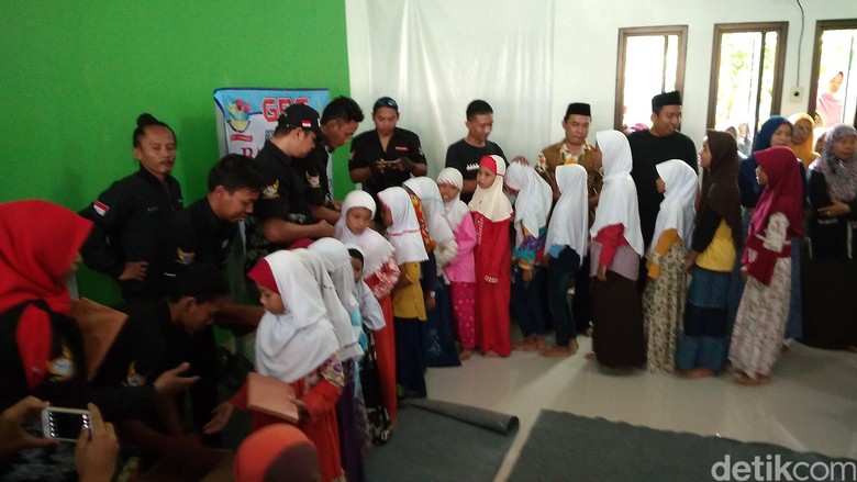 Spirit Guyub dan Akur Ala Warganet Cirebon Spirit Guyub dan Akur Ala Warganet Cirebon