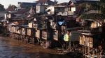 Foto: Bantaran Ciliwung, Dulu Deretan Rumah Kumuh Kini Jalan Inspeksi