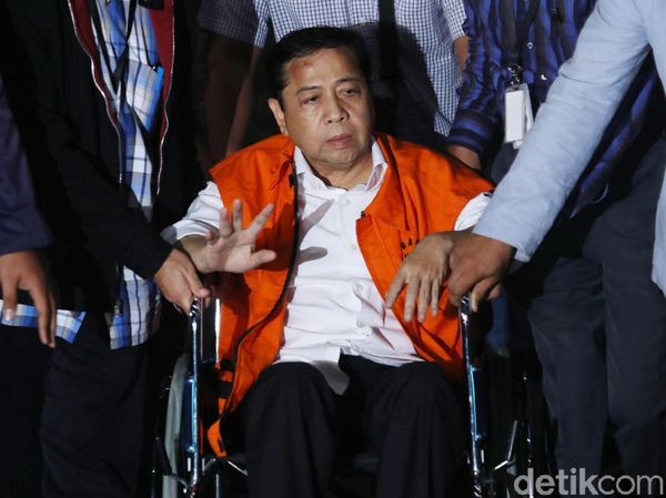 Melihat Lagi Akting Novanto yang Dibongkar Perawat