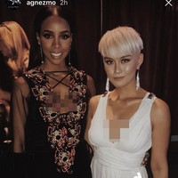 Agnez Mo berpose bersama personel Destiny’s Child, Kelly Rowland. Foto: Instagram