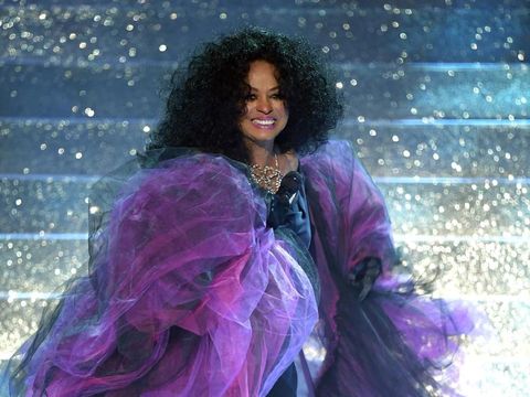 LOS ANGELES, CA - NOVEMBER 19:  Honoree Diana Ross performs onstage during the 2017 American Music Awards at Microsoft Theater on November 19, 2017 in Los Angeles, California.  (Photo by Kevin Winter/Getty Images)