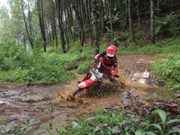 Taklukkan Bukit Moko, Honda CRF150L Jawaban Pencinta Motor Trail