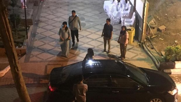 Usai Haroan Boru, Kahiyang-Bobby Kembali ke Hotel