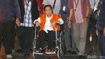 Kejanggalan Novanto di Antara Netizen dan KPK: Jidat Bakpao sampai Infus Anak