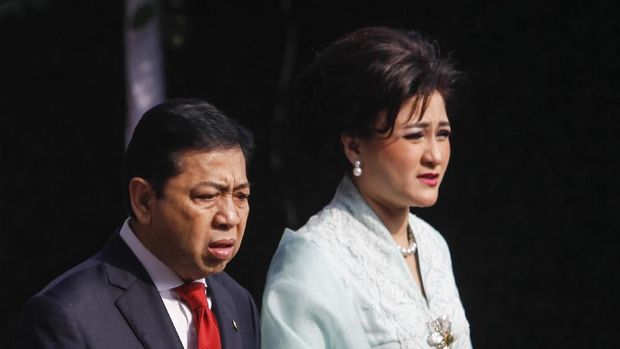 Setya Novanto dan istri, Deisti Tagor.