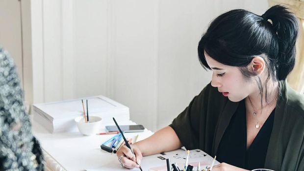 Katherine Karnadi, Si Ilustrator 'Timeless Beauty'