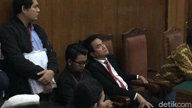 Praperadilan Wali Kota Batu Nonaktif Ditolak