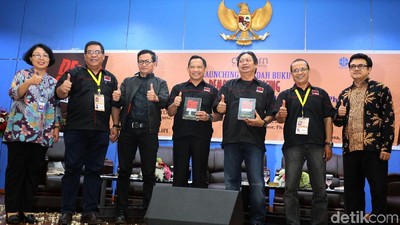Peluncuran Buku Polisi Modern dari Tito Karnavian