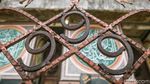 Seperti Lawang Sewu, Masjid Ini Punya Seribu Pintu