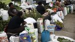 Senyum Semringah Para Penjual Pinang