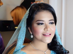 Foto: Anggunnya Kahiyang Ayu Bergaun Biru & Pakai Veil di Prosesi Adat Batak