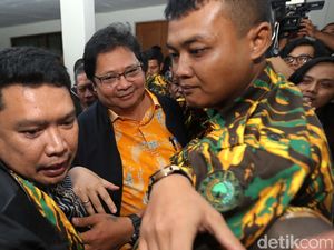 Airlangga Siap Jadi Ketum Golkar Gantikan Setya Novanto