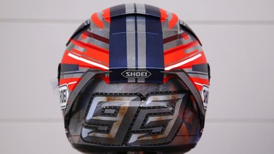 Semut-semut Merah di Helm Marc Marquez