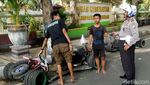 Vespa Gembel Diciduk Polisi