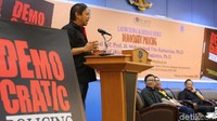 Di tempat yang sama, Hermawan sedikit bercerita mengenai kekhawatiran Tito menuangkan ide-ide tentang sosok polisi di era demokratis dalam sebuah karya tulis. Hermawan, dalam hal ini, berkontribusi menjadikan buku Democratic Policing sebagai buku yang sistematis dan sesuai harapan Tito.
