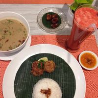 Sore Ini Enaknya Cicip Soto Medan yang Gurih Berempah 