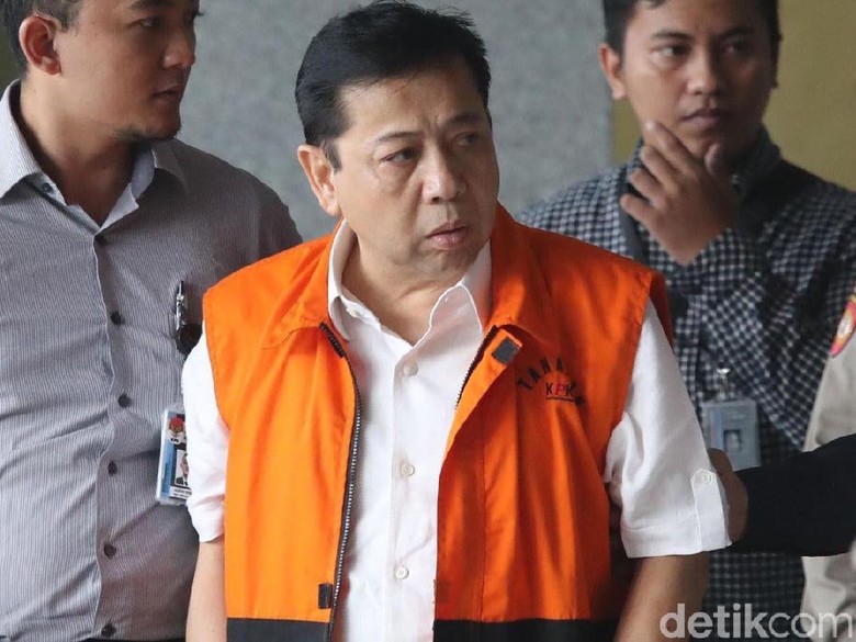 Pengacara: Keluarga Belum Jenguk atau Kirim Makanan ke Novanto Pengacara: Keluarga Belum Jenguk atau Kirim Makanan ke Novanto