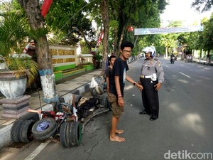 Modif Terlalu Ekstrem, Vespa Gembel Ditilang Polisi