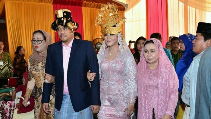 Mau Sewa Busana Untuk Nikah Adat Seperti Ayang Bobby Ini