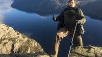 Aktor kelahiran Inggris, Henry Cavill pemeran Superman ternyata menyempatkan diri untuk liburan di sela kesibukan perfilmannya. Dia telah berkunjung ke Norwegia, Paris, Selandia Baru, dan Roma. (henrycavil/Instagram)